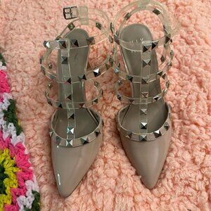 Mix No. 6 Liraven Pump in Beige(6M)